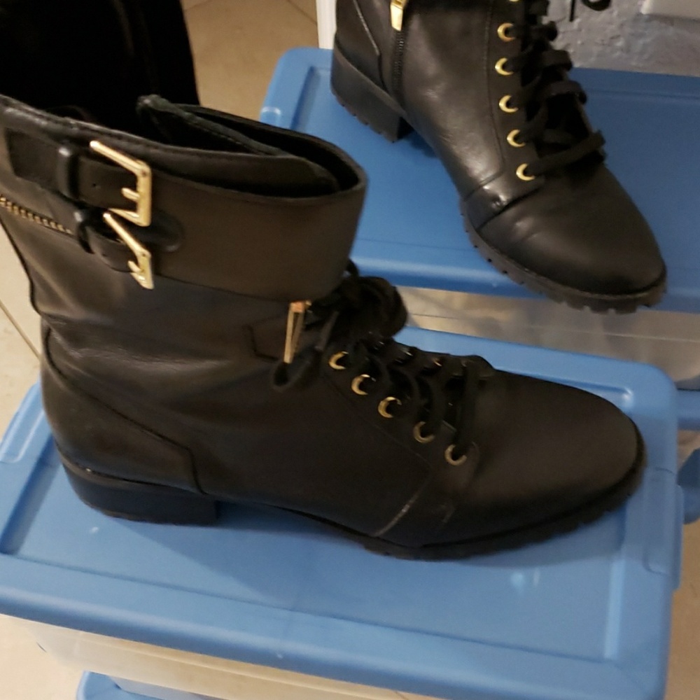 Calvin Klein women's 10M moto boots